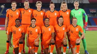 Monsterzege op China maakt OranjeLeeuwinnen groepswinnaar op Spelen